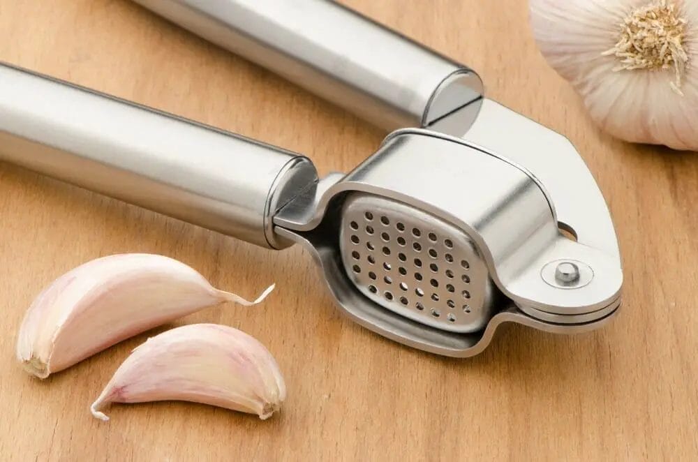 What is the best tool for mincing garlic?