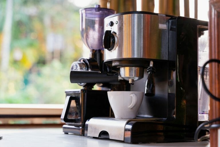 The Best Under Cabinet Coffee Maker: Buying Guide & its Advantages