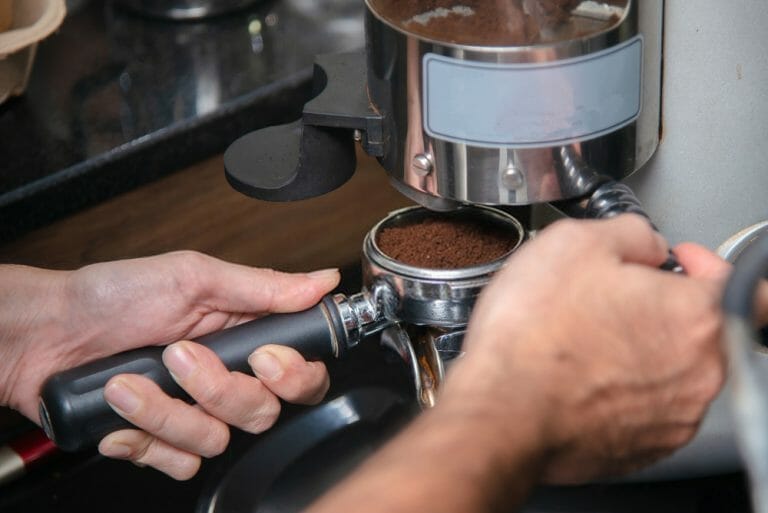 Can You Grind Coffee Beans In A Blender?
