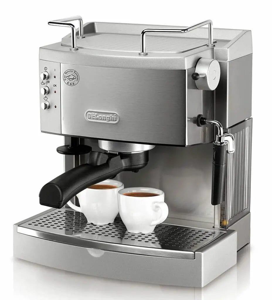 How do you use a DeLonghi ec702 15 bar pump espresso maker?