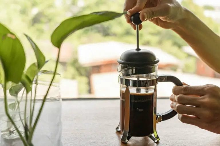 How To Keep Your French Press Coffee Hot: Reheat or Insulated Makers