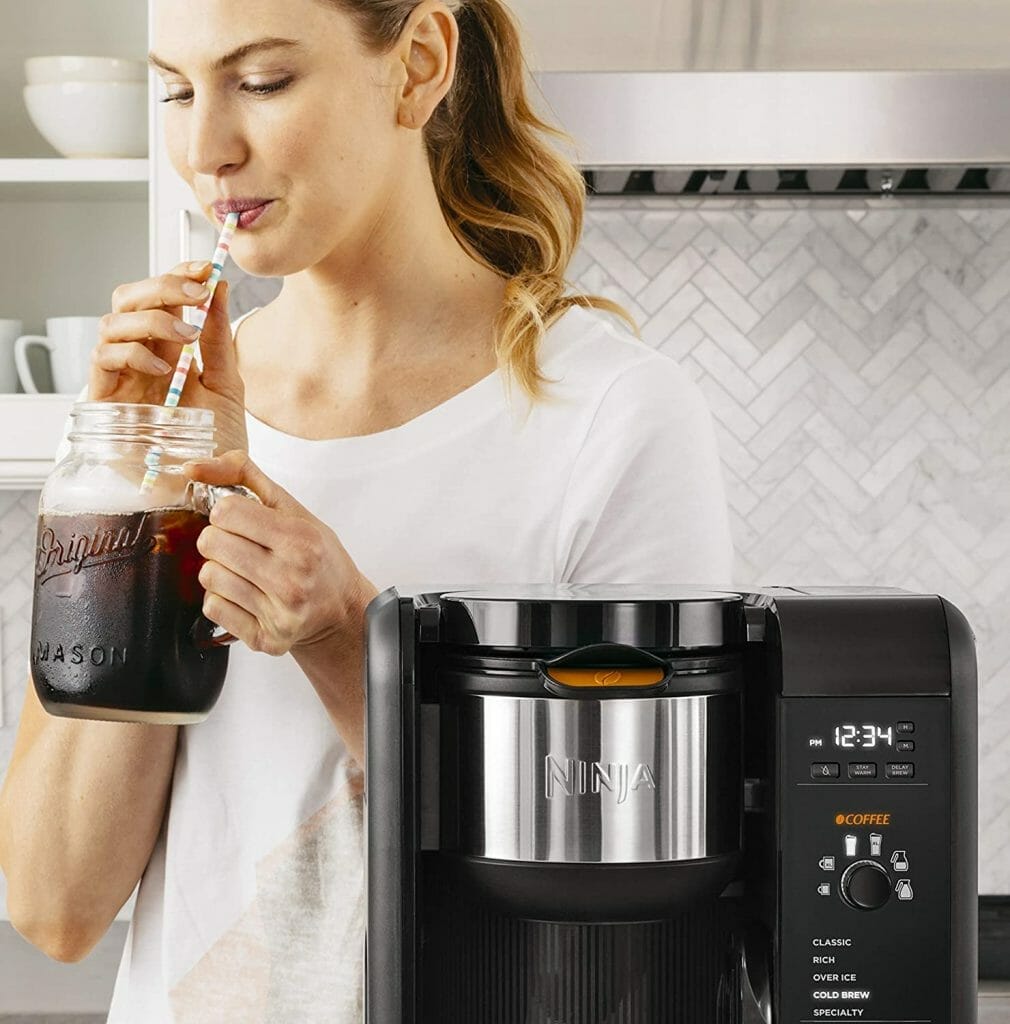 Does Ninja hot and cold brewed system use K cups?