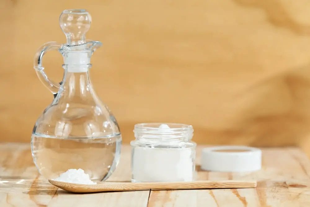 Baking Soda and Vinegar Baking Soda and Vinegar